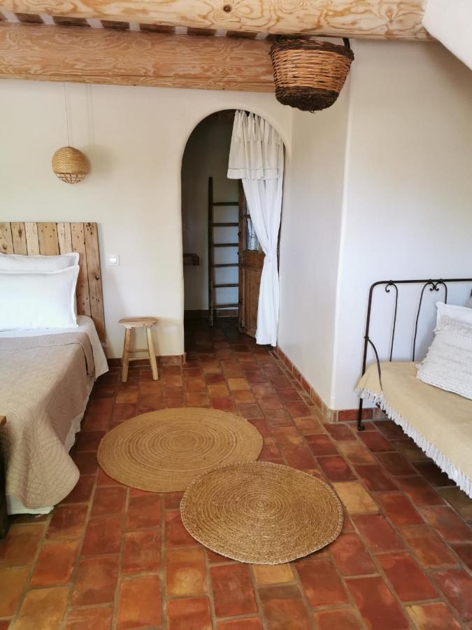 Les Anes De Petit Jean Hotell Pierrefeu-du-Var Exteriör bild